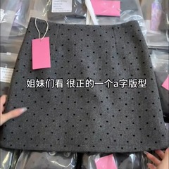 微太ったmm波点毛は半身スカート2025春秋韓系気質淑女風修身包尻短スカート復古
