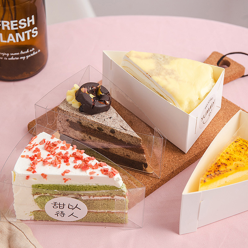 Caja de embalaje de pastel triangular de mousteto Qifeng, caja de pastel de manga de durian rojo de ocho cortes