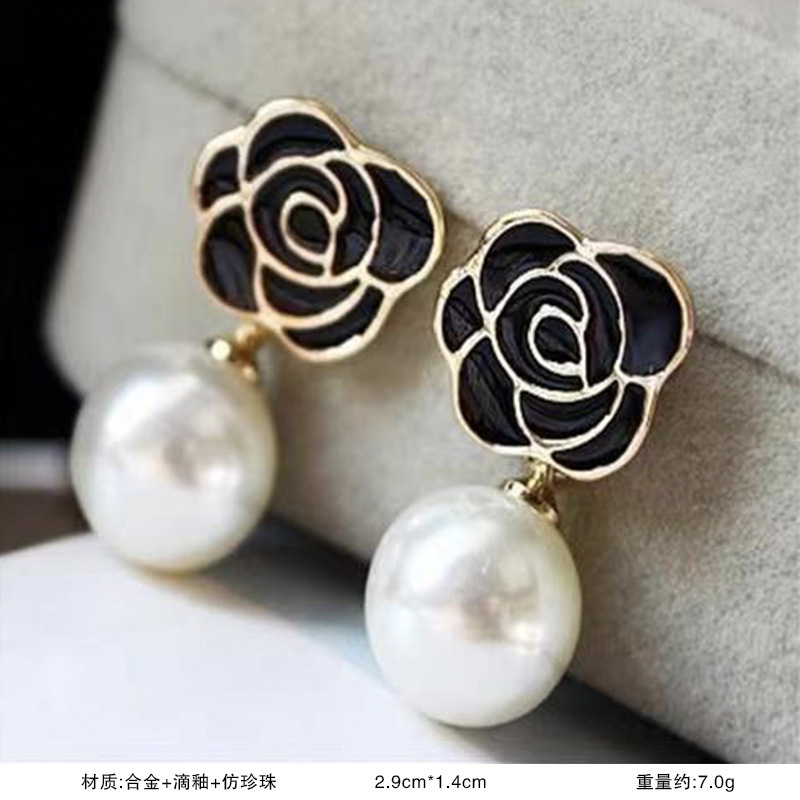 S925銀真珠の花のピアスの女性の贅沢な高級感があります。|undefined