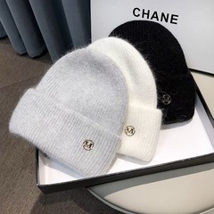 冬の新型ニット帽の子供たちは、保温ファッションに合わせて耳を保護する毛糸帽を厚くしている