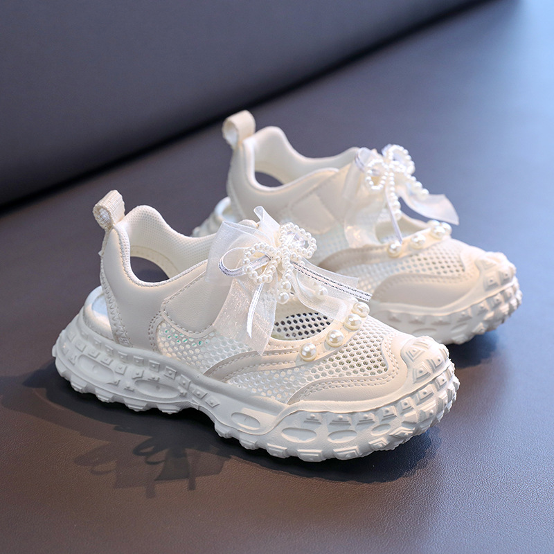 Sandalias cerradas para niñas, zapatillas deportivas infantiles, nuevo modelo verano 2026, zapatos de playa para niños grandes, calzado transpirable de malla hueca. image 3