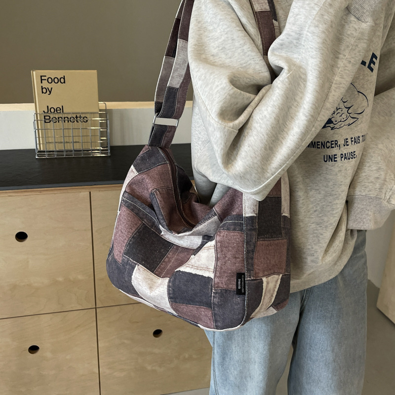 Bolso bandolera femenino 2024 nuevo nicho de gran capacidad para viajeros todo-fósforo bolso de hombro moda contraste color tote bolso marea al por mayor