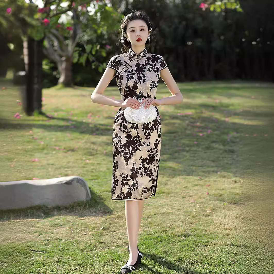 Silk cheongsam