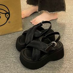 配裙子韩系绝美厚底凉鞋女夏季外穿高级感2025新款增高坡跟罗马鞋