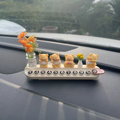 Nömrəli dayanma kartı Number Plate, Moving Car Phone - 4-little-yellow-bears-little-orange-daisies-sunflowers-off-white-aromatherapy-license-plate