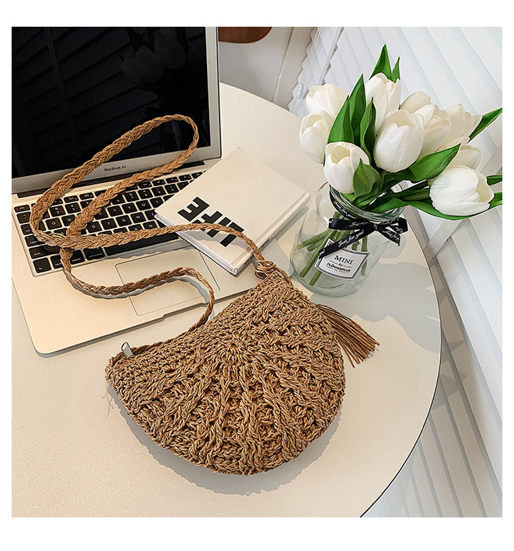 Women's Small Straw Solid Color Fashion Tassel Round Open Straw Bag display picture 1