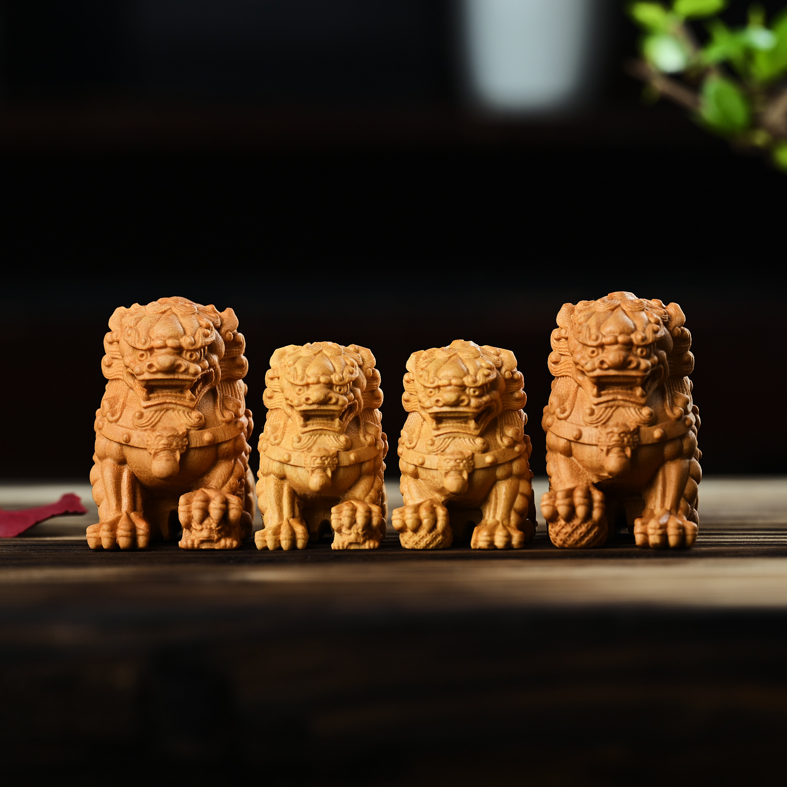 黃金檀木雕對獅子擺件實木神獸手把件家居茶桌鎮宅創意汽車裝飾品