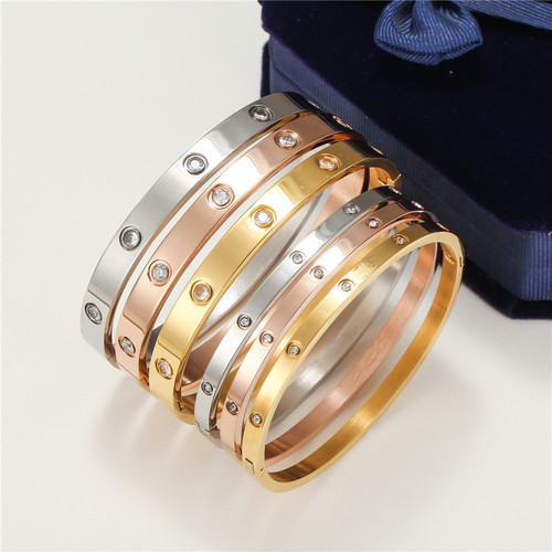 Korean version LOVE full diamond stainless steel bracelet bracelet wholesale European and American Internet celebrity buckle couple ten diamond titanium steel bracelet