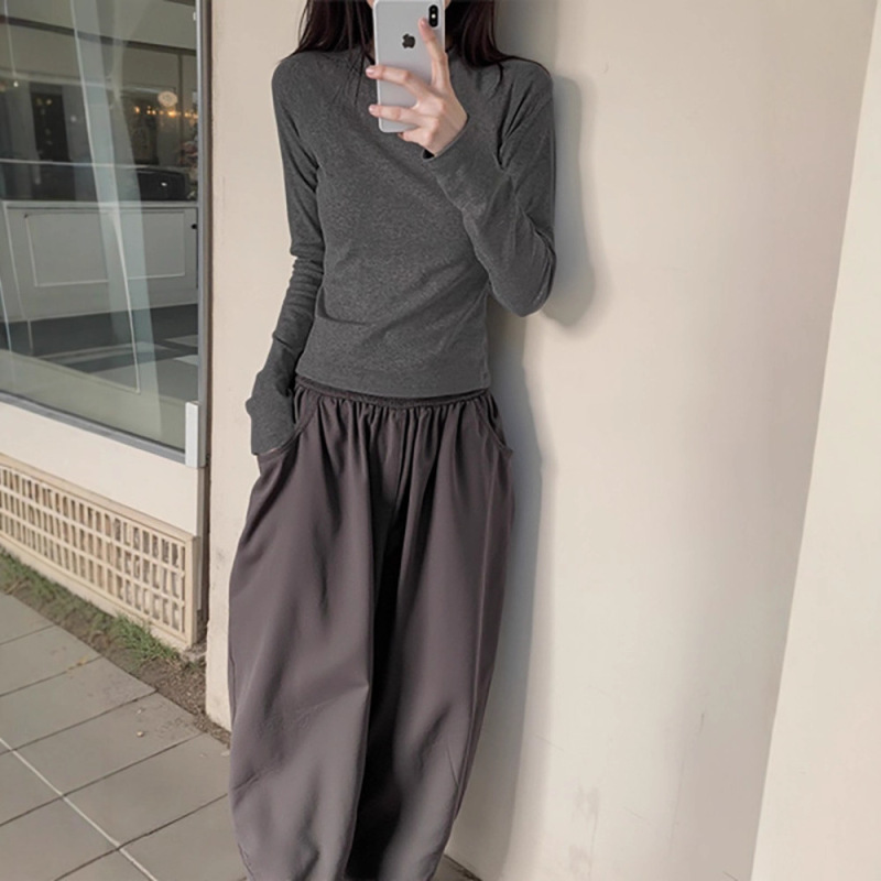 深灰色早秋内搭打底衫长袖T恤女秋季可外穿修身显瘦正肩圆领上衣|undefined
