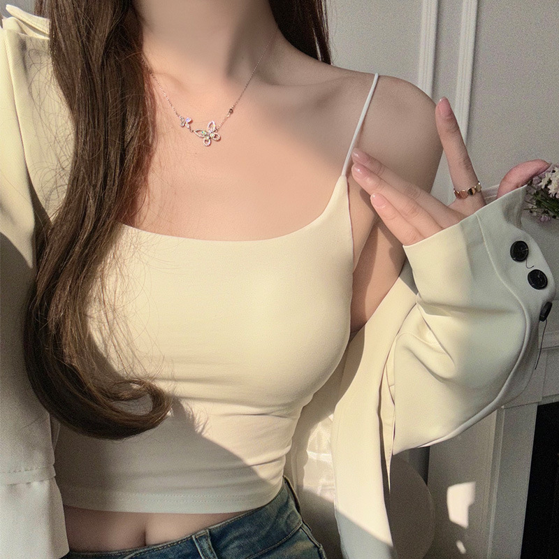 Quality white top with cups