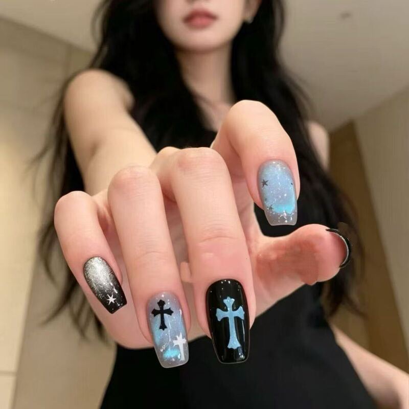 【Dark Redemption】Sweet Cool Silver-Black Cross Wearable Nails Heavy Metal Rhinestone Punk Manicure Hot Girl Style False Nails 【Dark Redemption】Sweet Cool Silver-Black Cross Wearable Nails Heavy Metal Rhinestone Punk Manicure Hot Girl Style False Nails