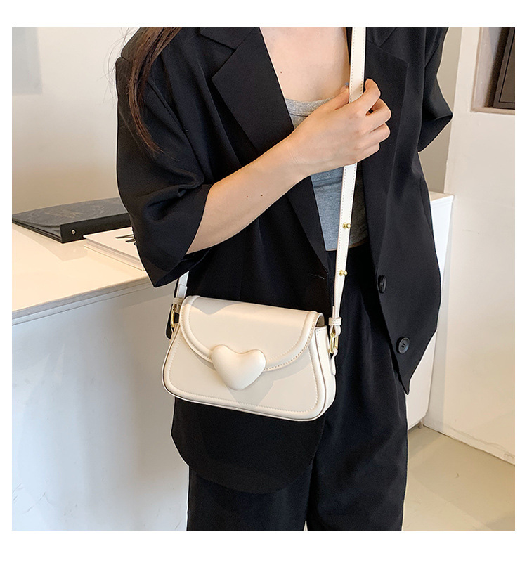 Women 2022 New Fashion Underarm Small Square Shoulder Messenger Bag display picture 3