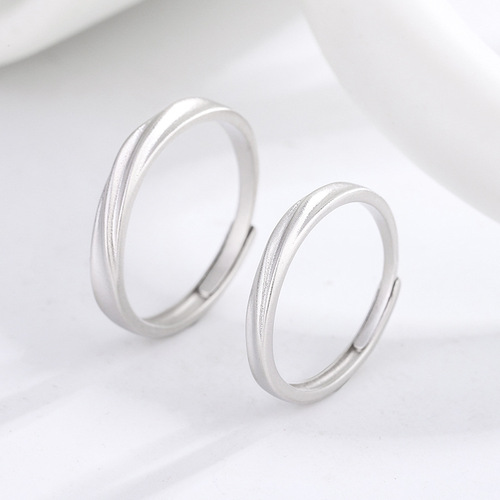 S925 sterling silver matte frosted texture couple rings for men and women, a pair of Mobius rings, student hand jewelry