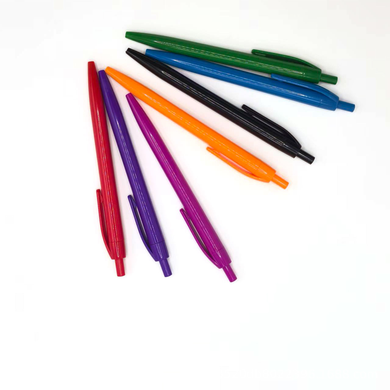 多色塑料按动圆珠笔学生笔可印刷logo广告宣传礼品笔批发