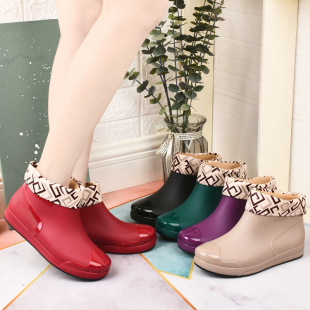 Fashion rain boots women's short tube adult rain boots waterproof anti-slip rubber shoes shoes shoes outside wear durable water shoes manufacturers wholesale