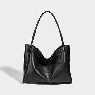 Custom Oil Wax Leather Tote Bag with Multi-Layer Partition Design, First Layer Cowhide, Supports Custom Modifications Based on Provided Images