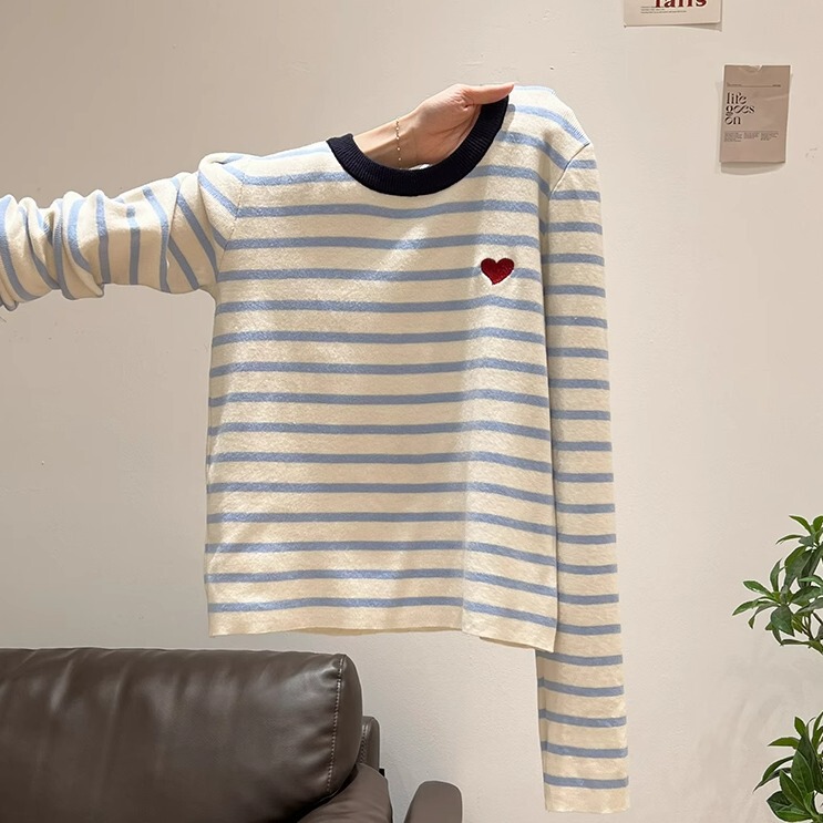 蓝色条纹爱心刺绣圆领长袖针织打底衫女秋冬内搭修身卡腰短款上衣|undefined