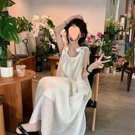 法式绝美白色一字肩吊带连衣裙子女装夏季2026新款小个子宽松长裙