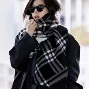 Quan Zhixian Classic Plaid Scarf Women's Winter Black Korean Style Warm Shawl Women's Warm All-match Scarf