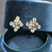 ̫�� �r�о���΢��ʯ���h���|僽�ٴ�o�������AŮ����Ʒ