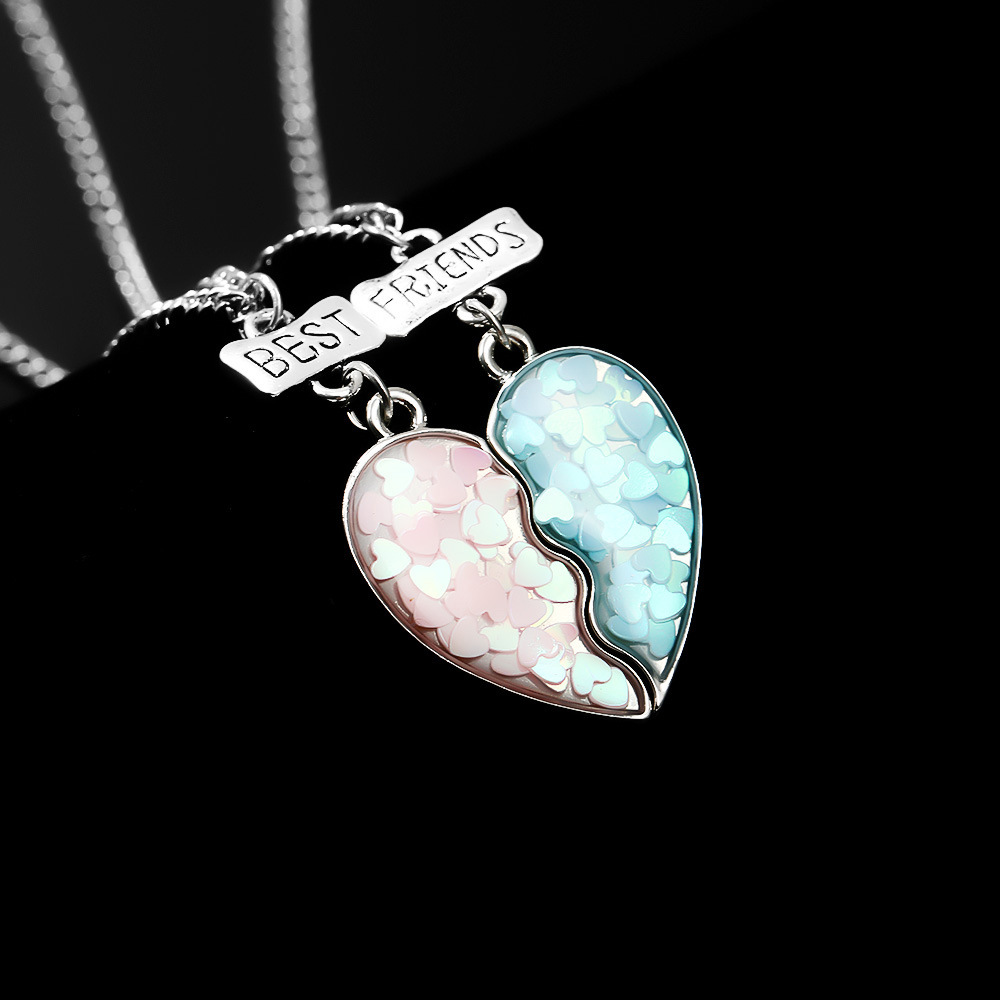 Daily Occasion Alloy Material Heart Shape Pattern 2 Pieces Fashion Heart Shape Alloy Enamel Couple Pendant Necklace