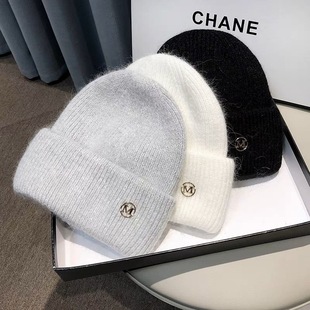 Autumn and Winter New Women's Knitted Hat with Fleece, Thickened for Warmth, Large Head Circumference, Light Luxury Style, Ear Protection, Simple Style