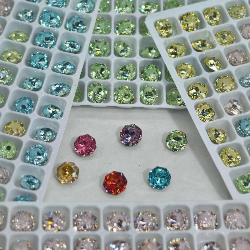 6mm Octagonal Millennium Rose Nail Art Rhinestones K9 Crystal Sparkling Mini Pointed-Back Rhinestones for Nail Art and Earring Accessories Wholesale 6mm Octagonal Millennium Rose Nail Art Rhinestones K9 Crystal Sparkling Mini Pointed-Back Rhinestones for Nail Art and Earring Accessories Wholesale