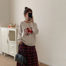 萌萌果。针织刺绣羊毛衫女秋冬新款长袖圆领设计感休闲针织衫上衣