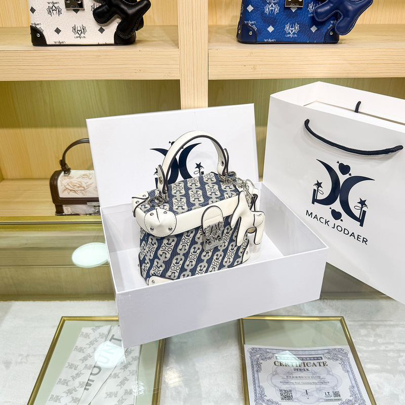 Dropshipping Luxury Denim Embroidered Box Bag for Women, 2026 Spring/Summer New Style, High-End Handbag Wholesale