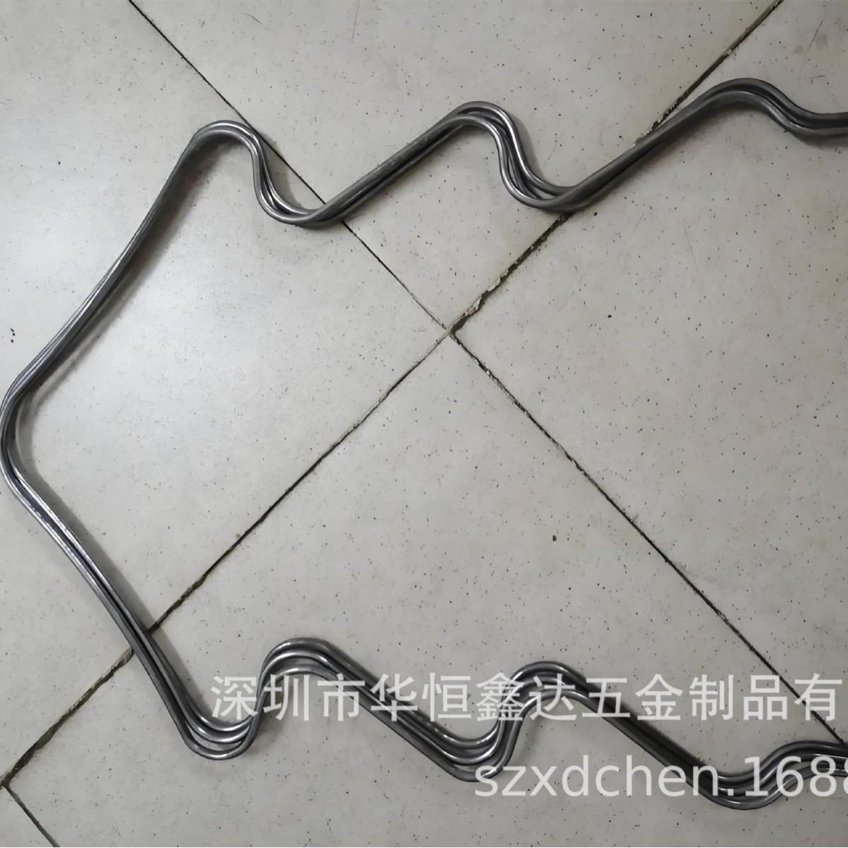 铁线折弯成型金属框金属篮子铁钩铁加工钢丝耐用仓储整理镀锌铁丝