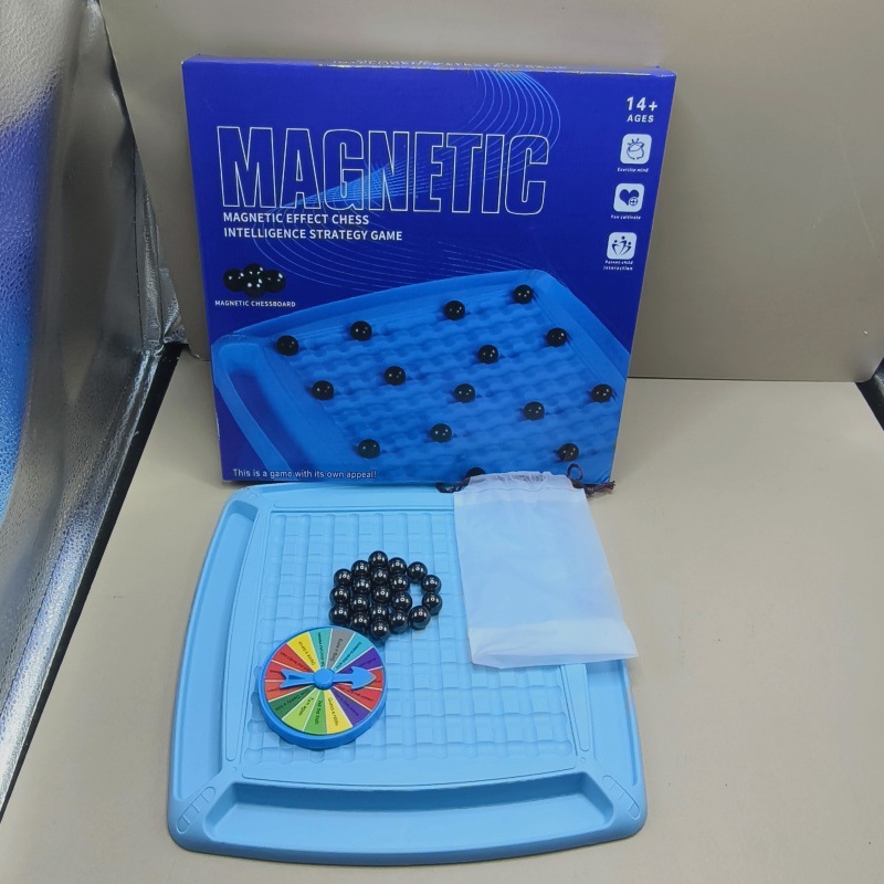 10189/28cm injection molded 20-ball magnetic chess game