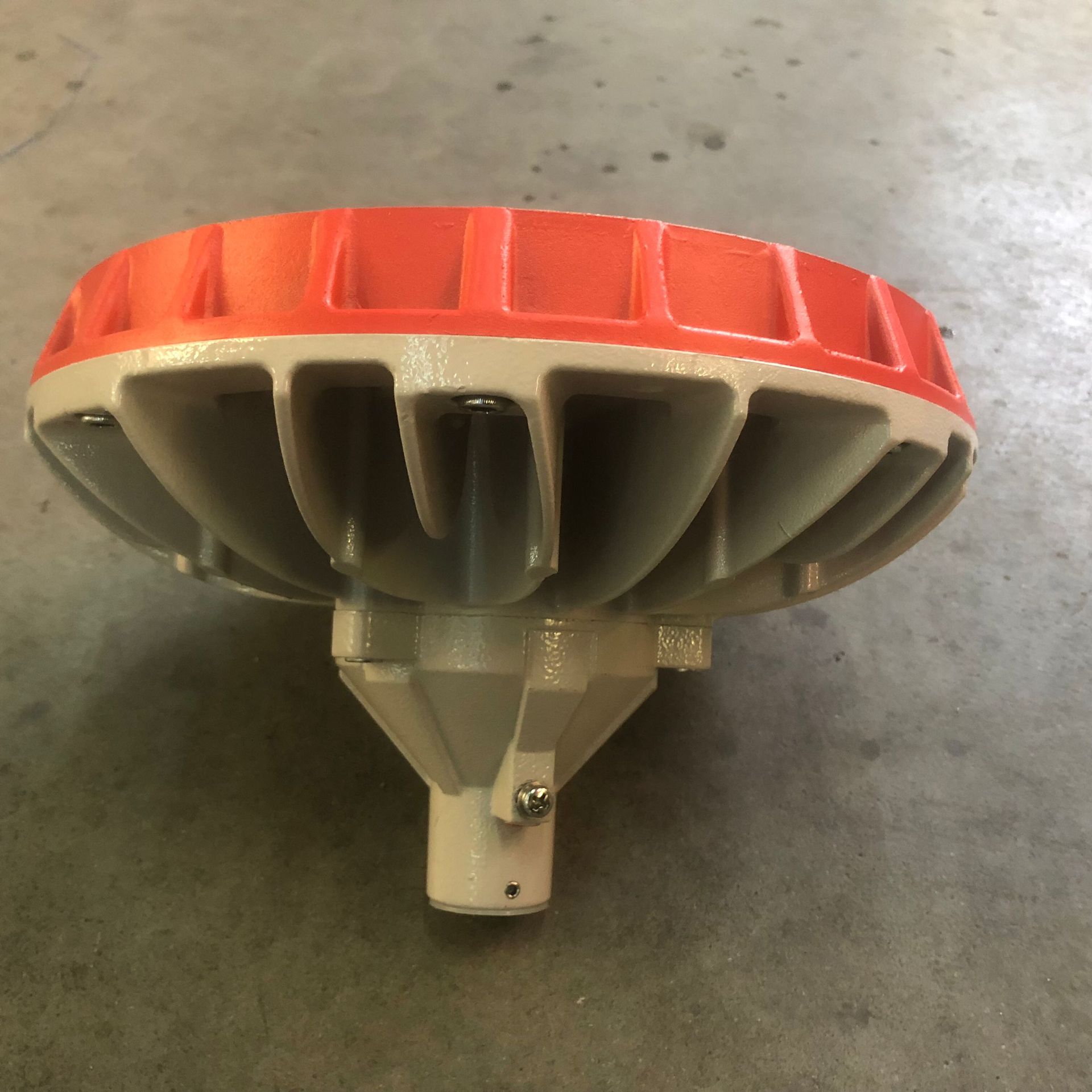 华荣飞策新黎明防爆防腐LED照明灯防爆免维护LED泛光灯防爆马路灯