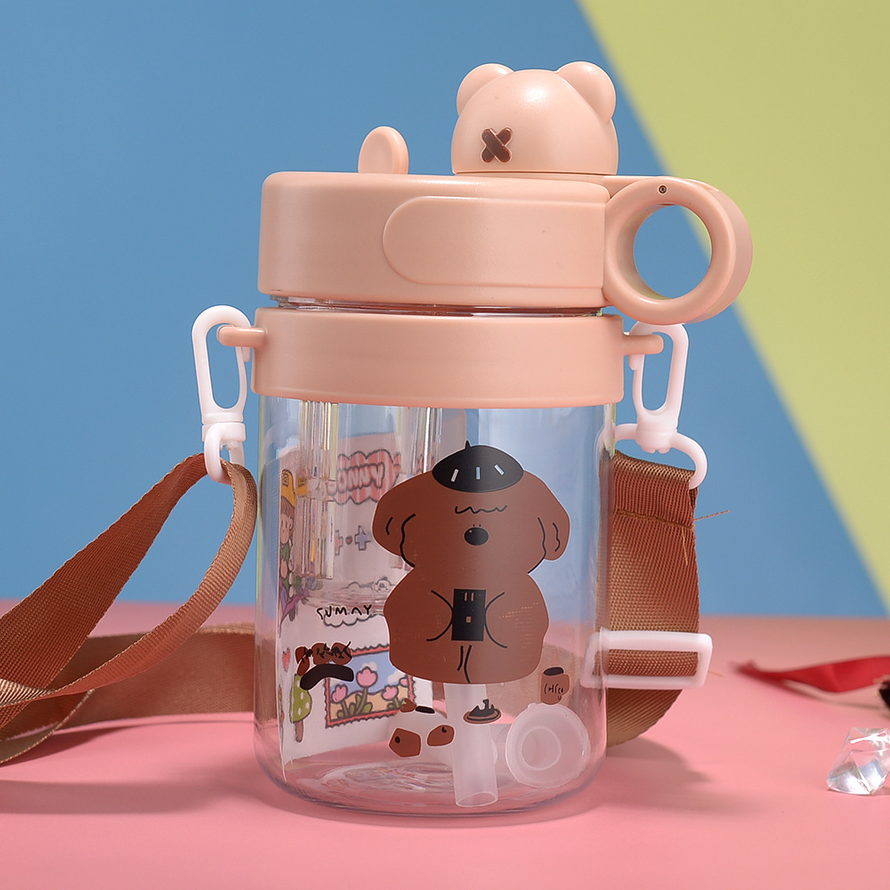 Taza de agua con diseño de cabeza de oso, taza de dibujos animados de gran capacidad, doble pajita para beber, taza deportiva con correa.