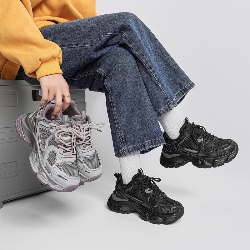 Plus-size, extra-wide, thick-soled, fashionable dad shoes for women, 2026 new model, versatile casual shoes, sneakers Plus-size, extra-wide, thick-soled, fashionable dad shoes for women, 2026 new model, versatile casual shoes, sneakers
