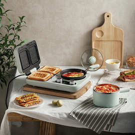 小熊早餐机三明治机DSL-A13F1 多士炉面包电饼铛多功能煎饼带煮锅