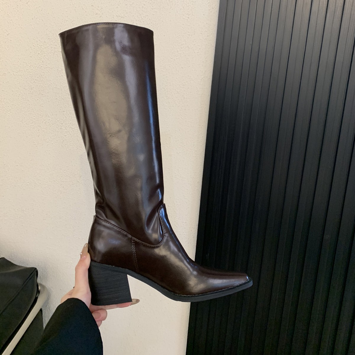 ShoeGlobe 2025 Autumn Winter New Versatile Long Wide Square Toe Chunky High Heel Thin Style Elegant Commuter Boots For Women_voghion.com