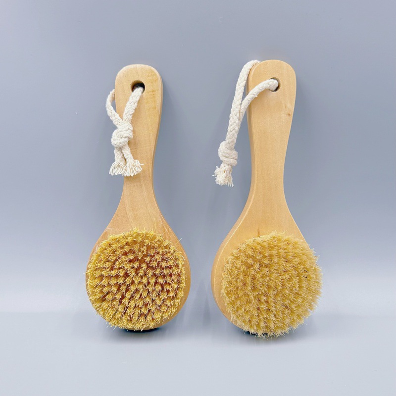 Lugar al por mayor artefacto de baño Cepillo de baño de limpieza de mango largo de madera maciza Cepillo de baño para frotar Cepillo de espalda para frotar Cepillo de baño de cerda de cerdo de pelo suave
