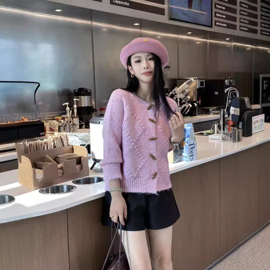 24 invierno Puyuan otoño invierno suéter 2024 nuevo retro corn de buey hebilla jersey suelto