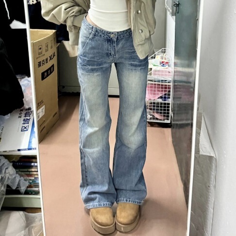 American Retro Light-Colored Flared Jeans for Petite Women, Washed Low-Rise, Slimming, Loose, Comfortable Wide-Leg Pants