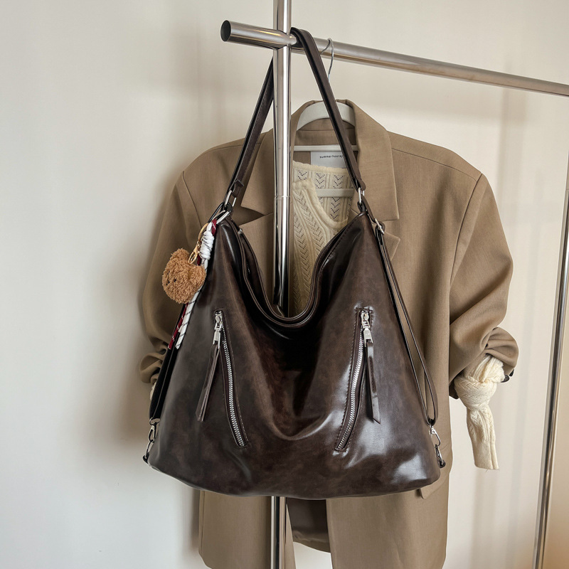 Invierno nueva mochila de gran capacidad de textura sólida coreana 2024 mochila de viaje a la moda de mochila de trabajo