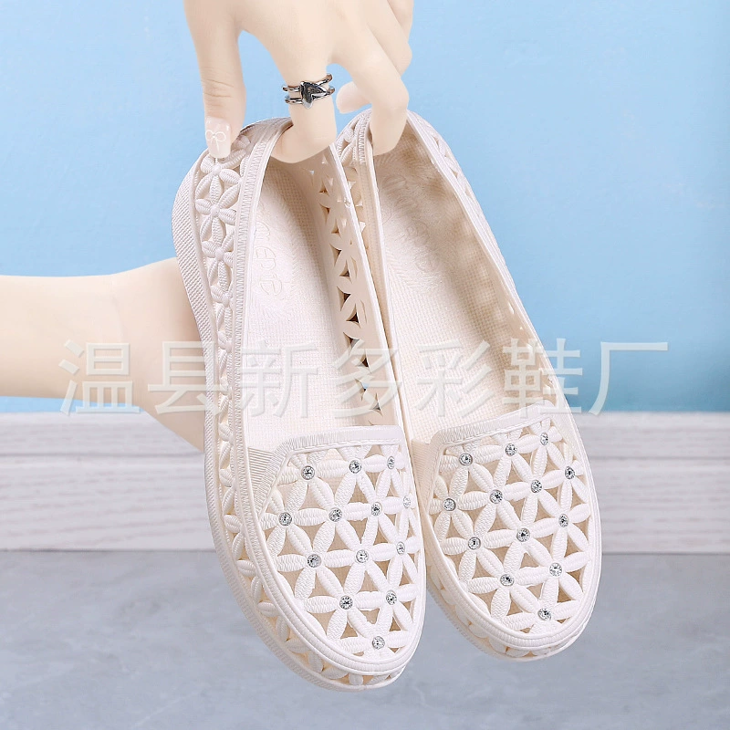 2026 Новый Croc Shoes Dropshipping Летние сандалии Женские плоские сандалии Мамина обувь для среднего и пожилого возраста
