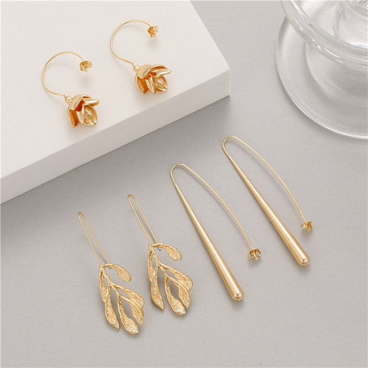 Leaf Earrings Image 5