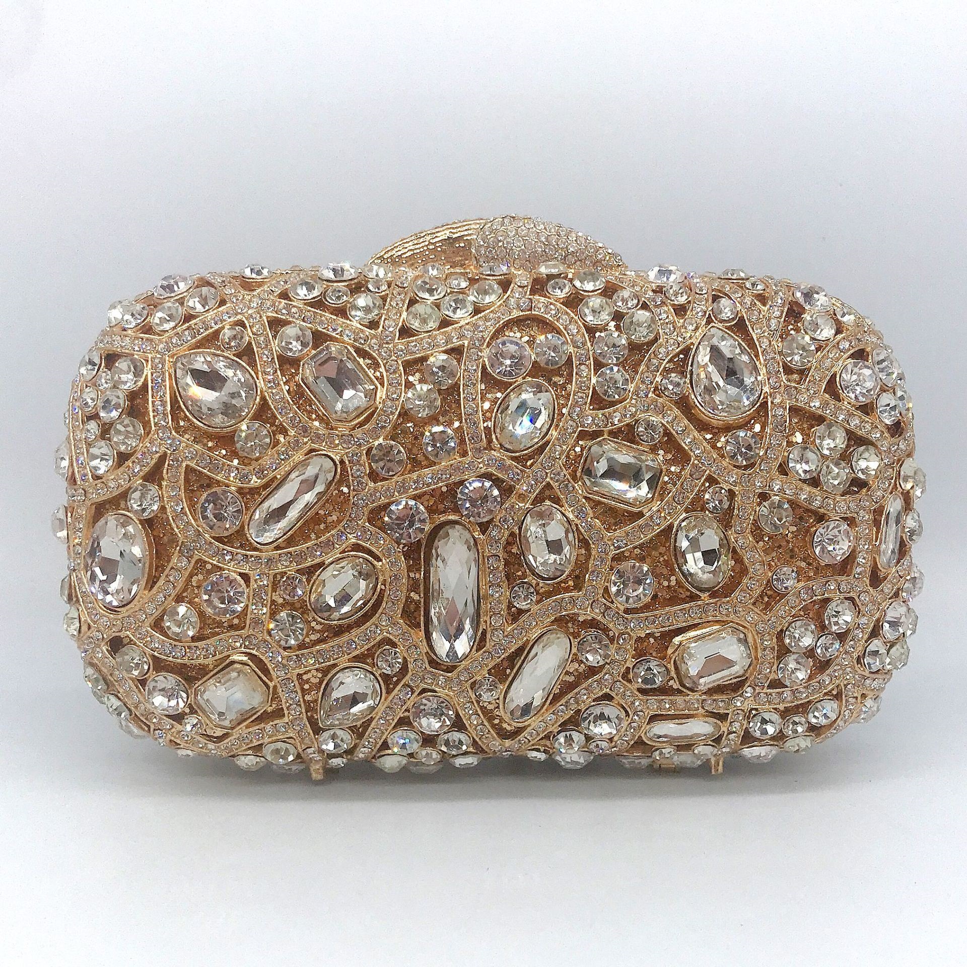 Bolsa de cena con diamantes transfronterizos no vacío caja dura de metal bolso de diamantes vestido de banquete bolso de mano bolso de mujer bolso de cadena
