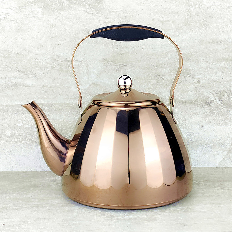 Tetera de acero inoxidable con estilo bohemio, ideal para té y restaurantes