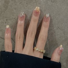 純粋な手作業で甲の高級感を身に着けています。