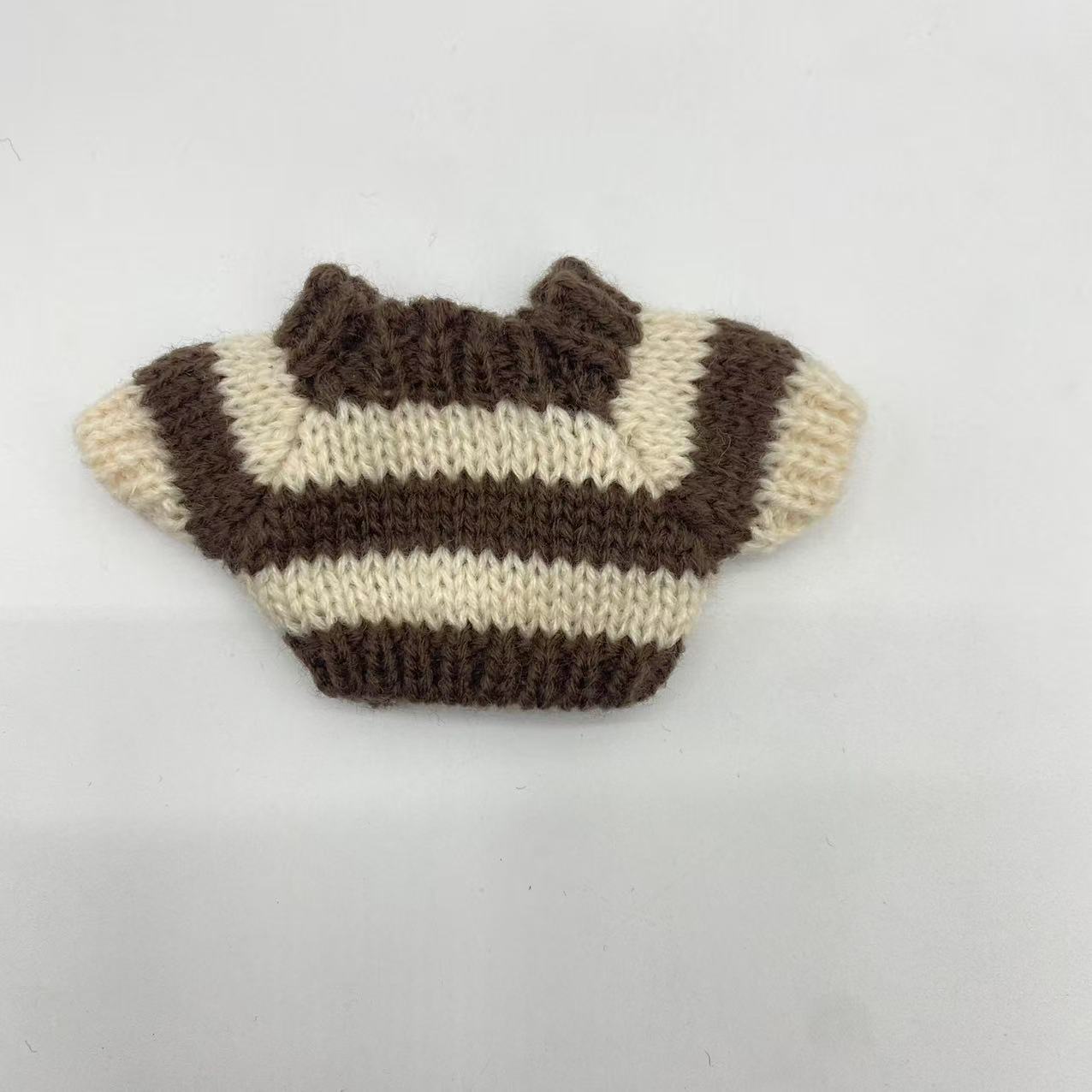 Beige color block stripes
