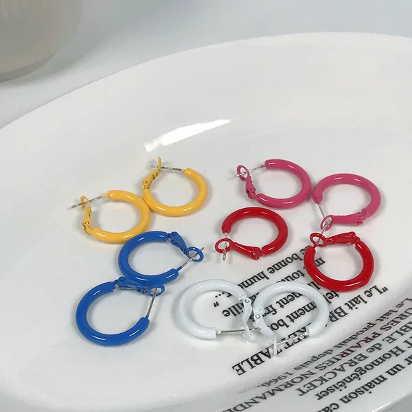 Candy-Colored Youthful Minimalist Ins-Style Round Small Hoop Earrings with a College Vibe and Colorful Dopamine Design