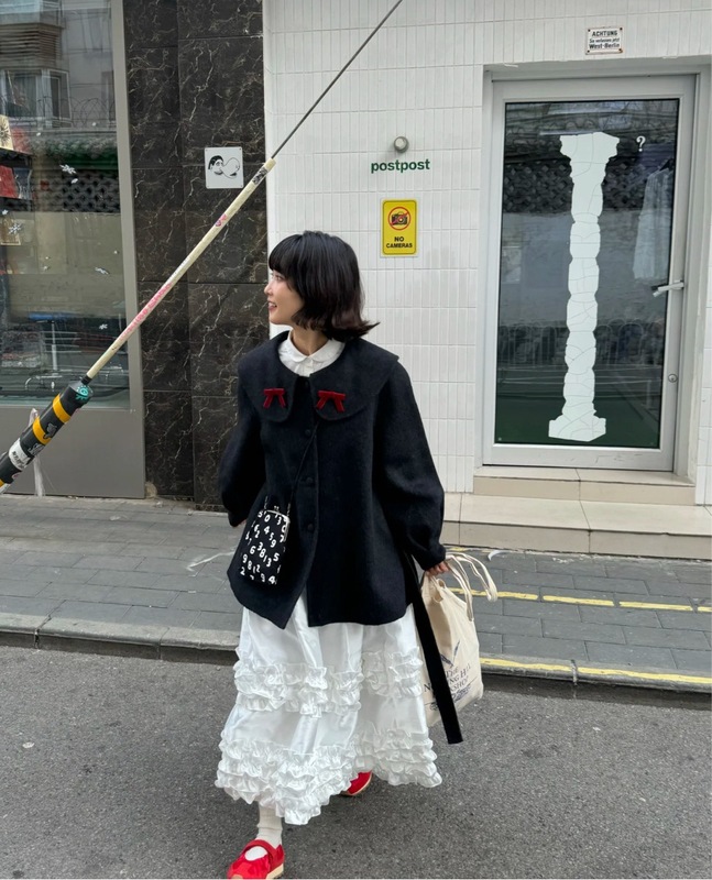 perpea缎面层层木耳边蛋糕中长大摆半裙花苞伞裙|undefined