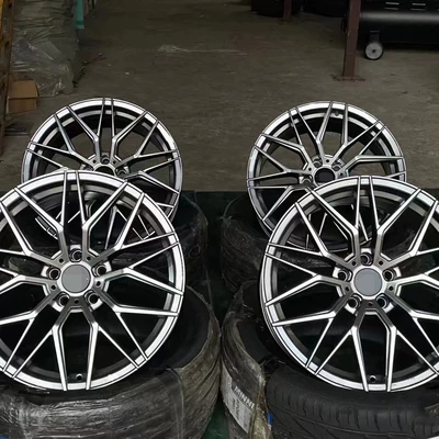 Modification Adapted to Toyota, Hub