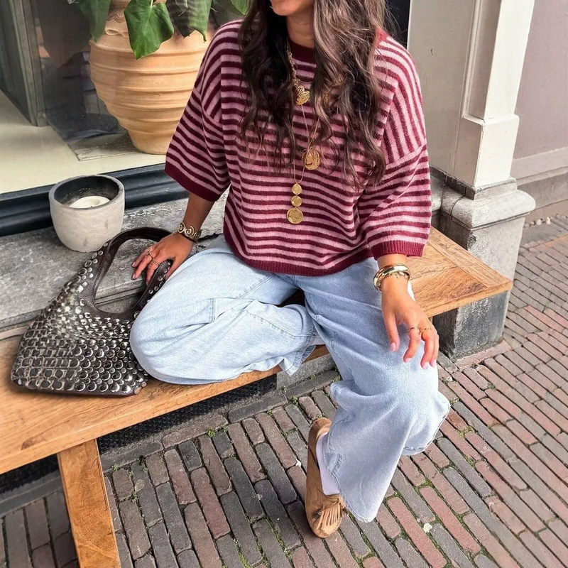 Cross-border foreign trade autumn and winter new women's sweater, loose pullover, round neck, three-quarter sleeves, color-blocked striped knit top Cross-border foreign trade autumn and winter new women's sweater, loose pullover, round neck, three-quarter sleeves, color-blocked striped knit top